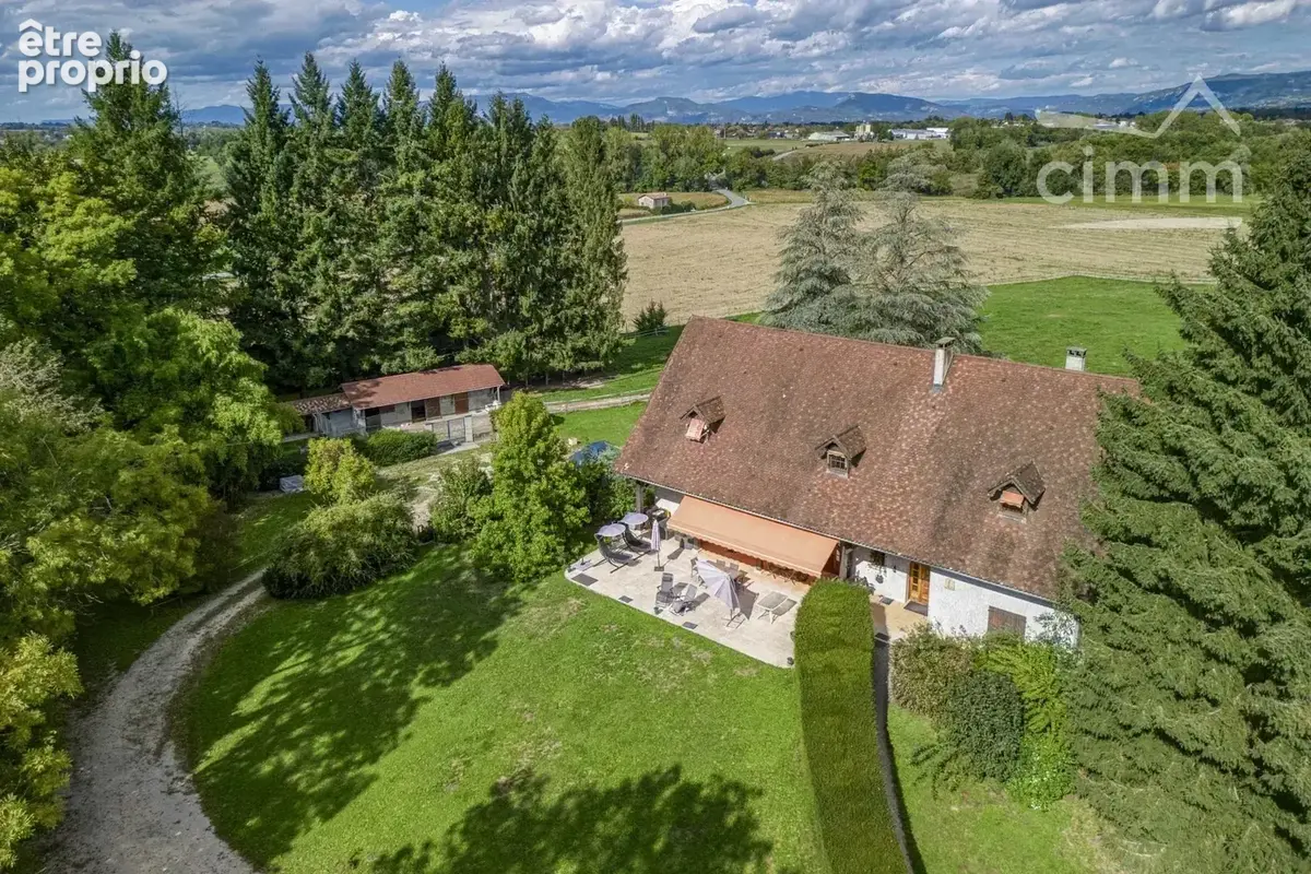 Propriété de charme 420m2 sur 1.6 ha de terrain dans un cadre champêtre sans voisinage - photo 34
