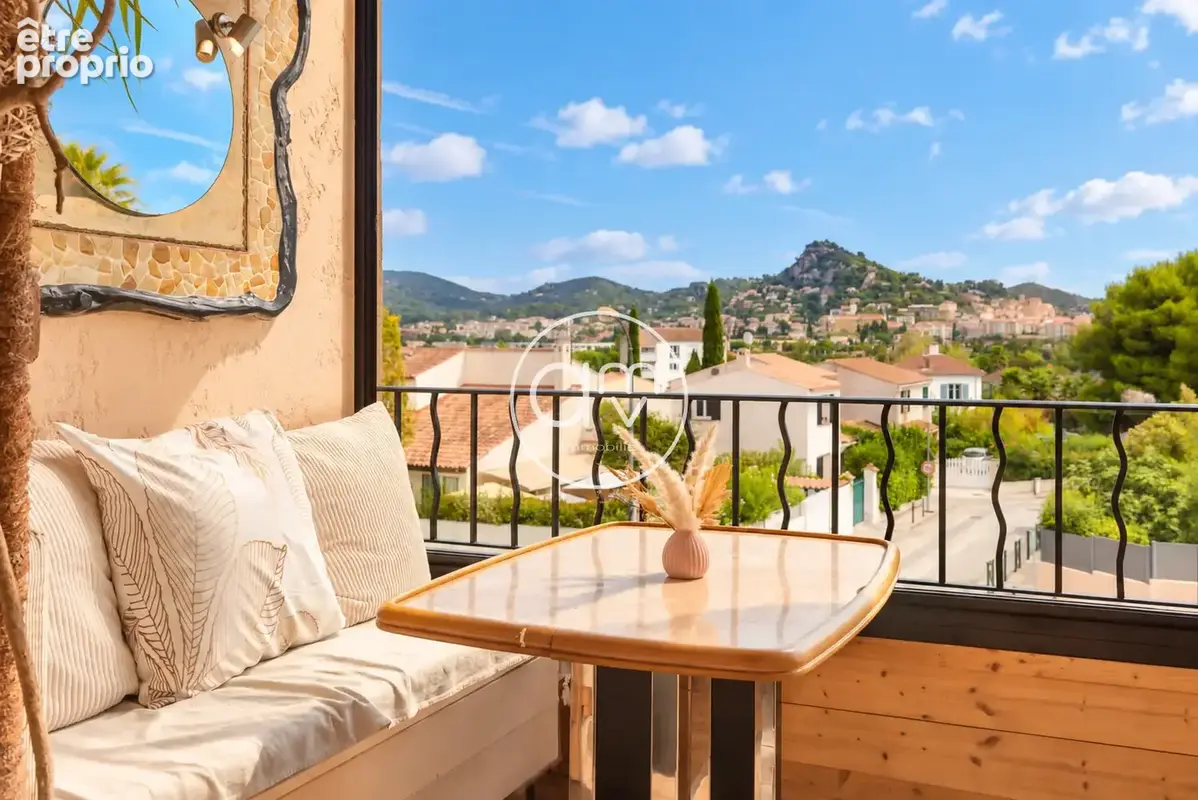 Photo Appartement à Hyeres au prix de 219 000€