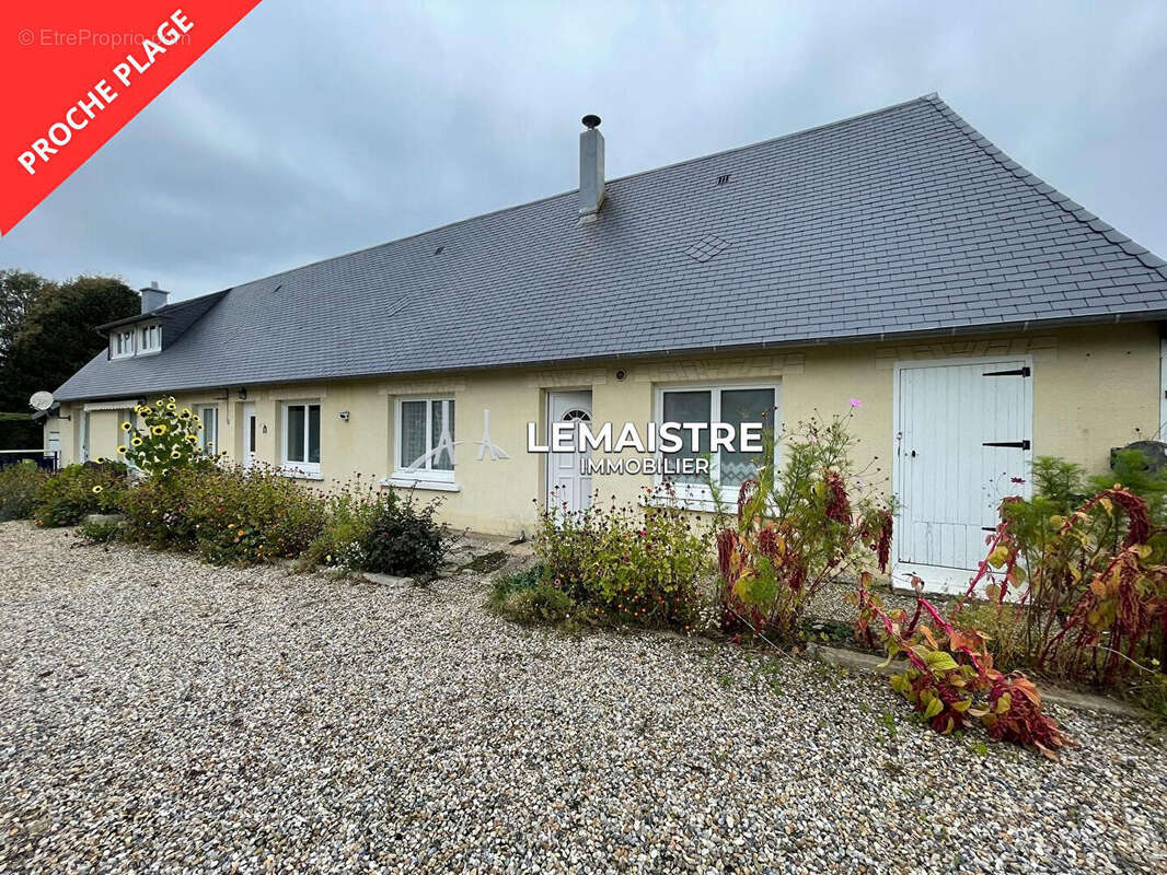 Maison à SAINT-PIERRE-EN-PORT