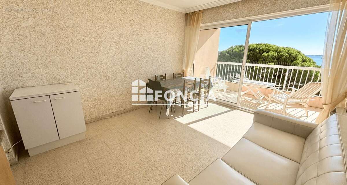 Appartement à FREJUS