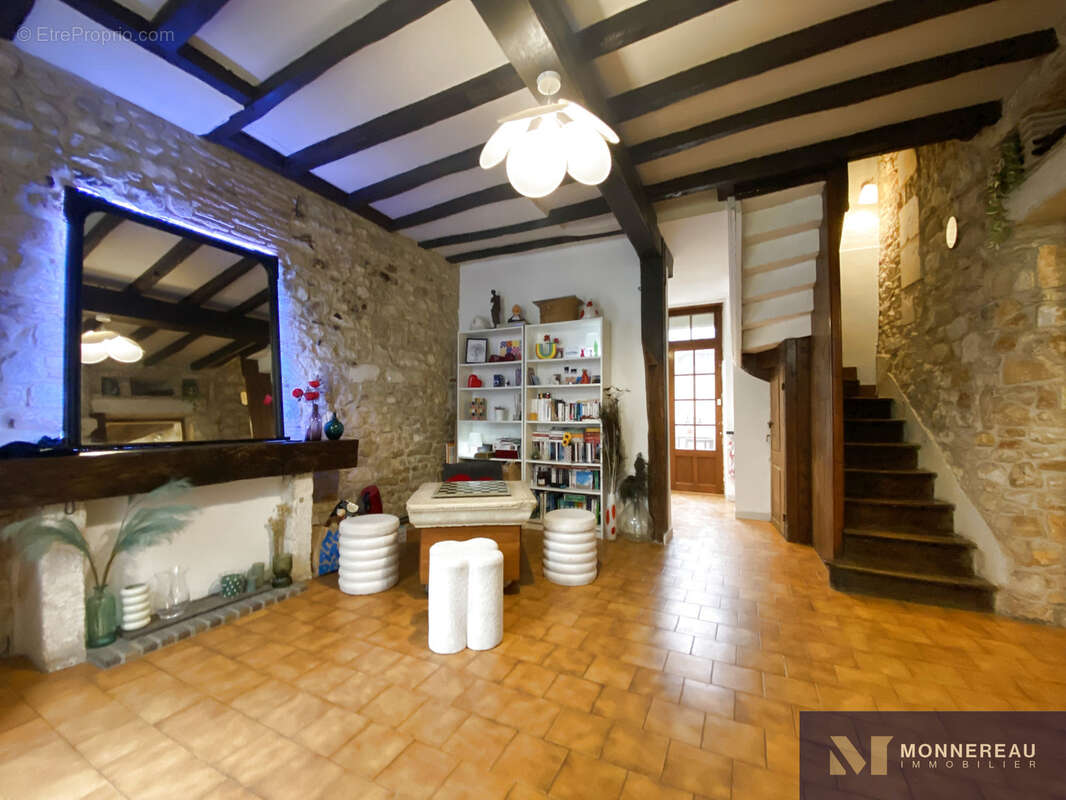 Maison à LA ROCHEFOUCAULD