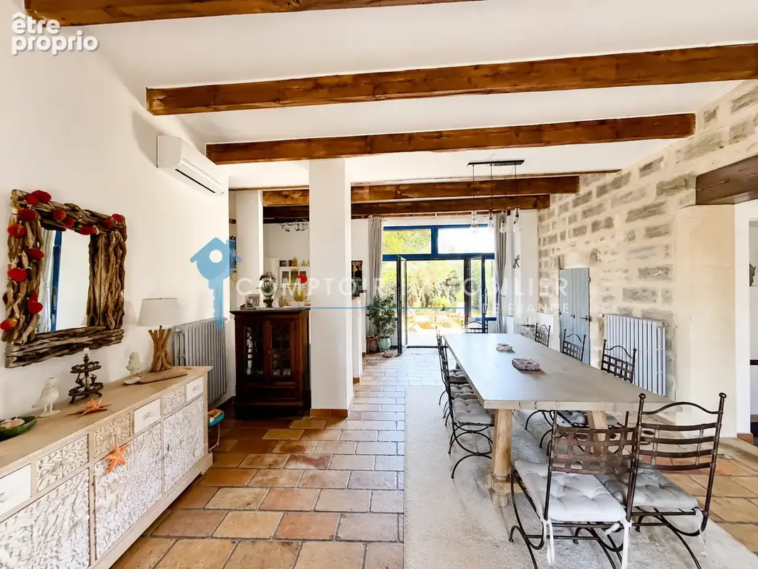 En Exclusivité Maison de village  d'environ 220 m2 hab entièrement rénové en 2021 sur 383 m2 de parcelle - photo 12
