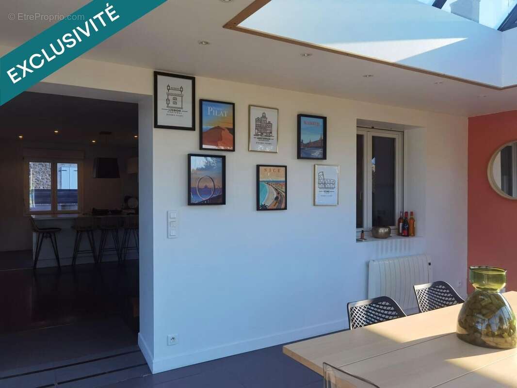 Photo 2 - Maison à LA GRAVELLE