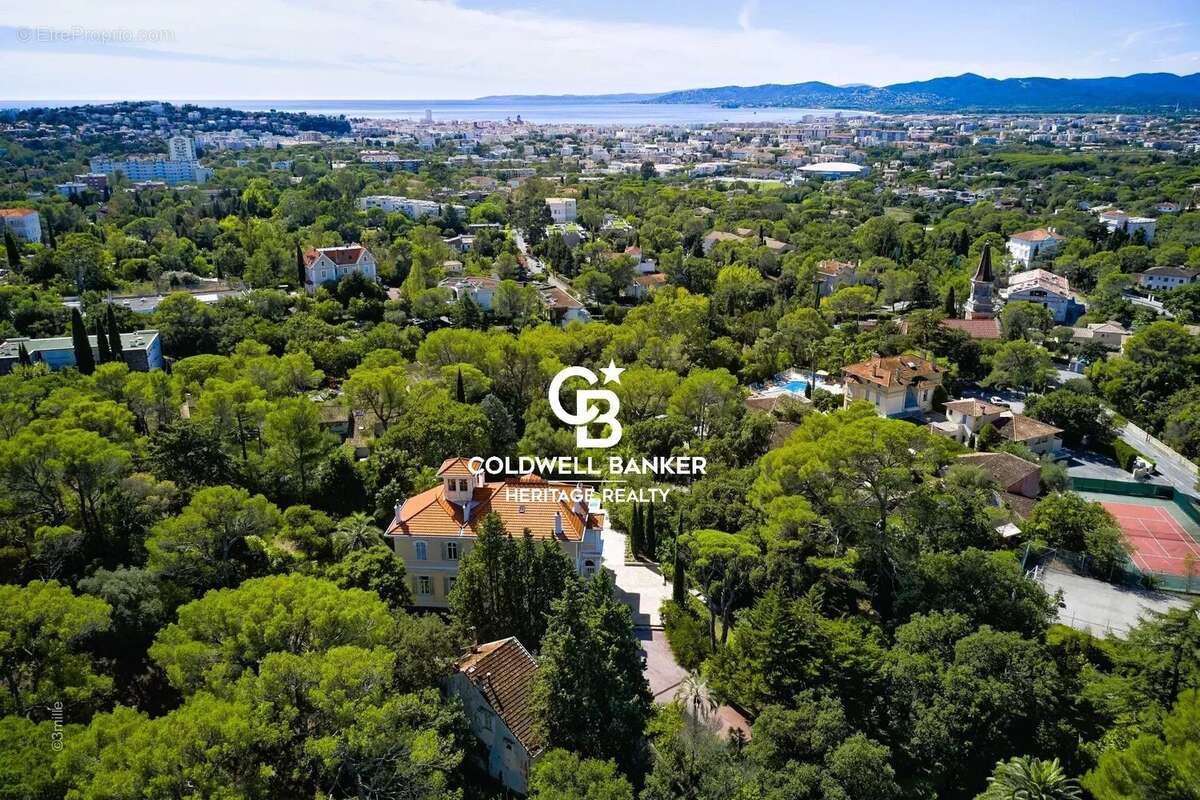 Maison à SAINT-RAPHAEL