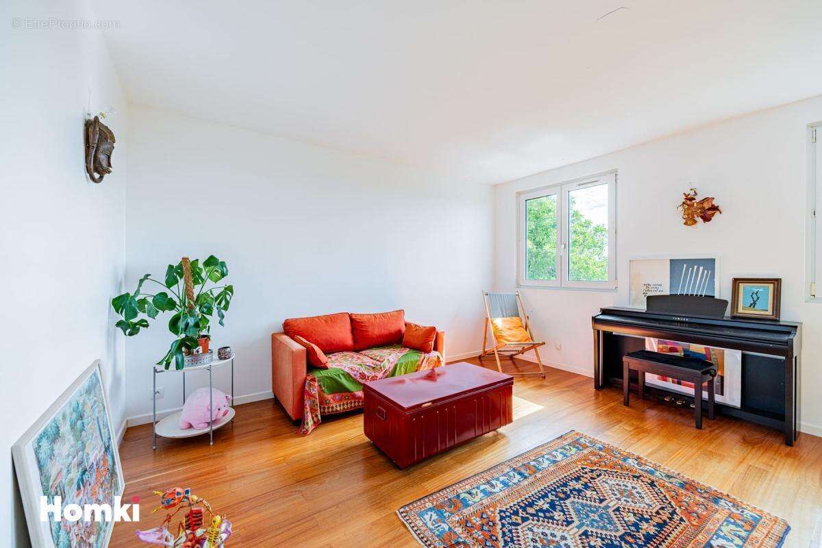 Appartement à CHATENAY-MALABRY