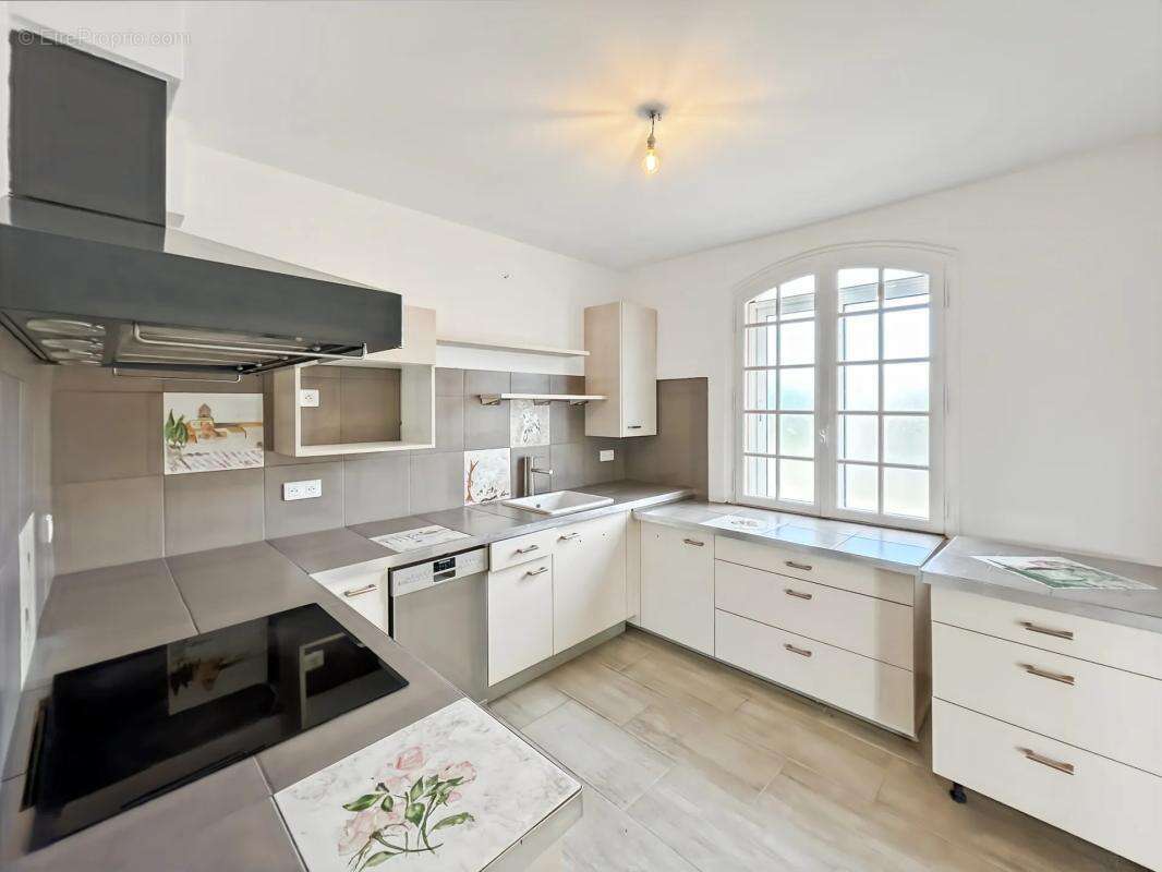 Maison à LAPALUD