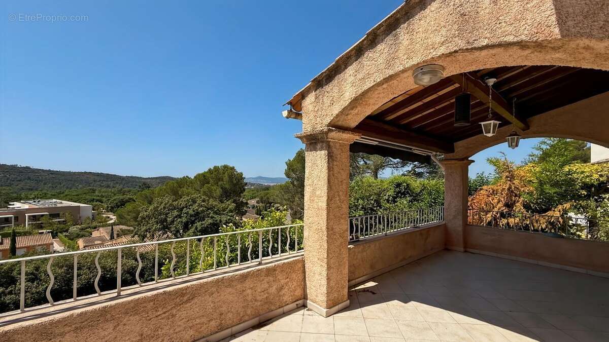 Maison à SAINT-RAPHAEL