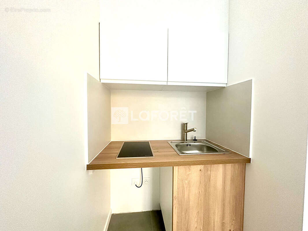 Quartier Sainte-Marthe -Studio rénové - photo 5