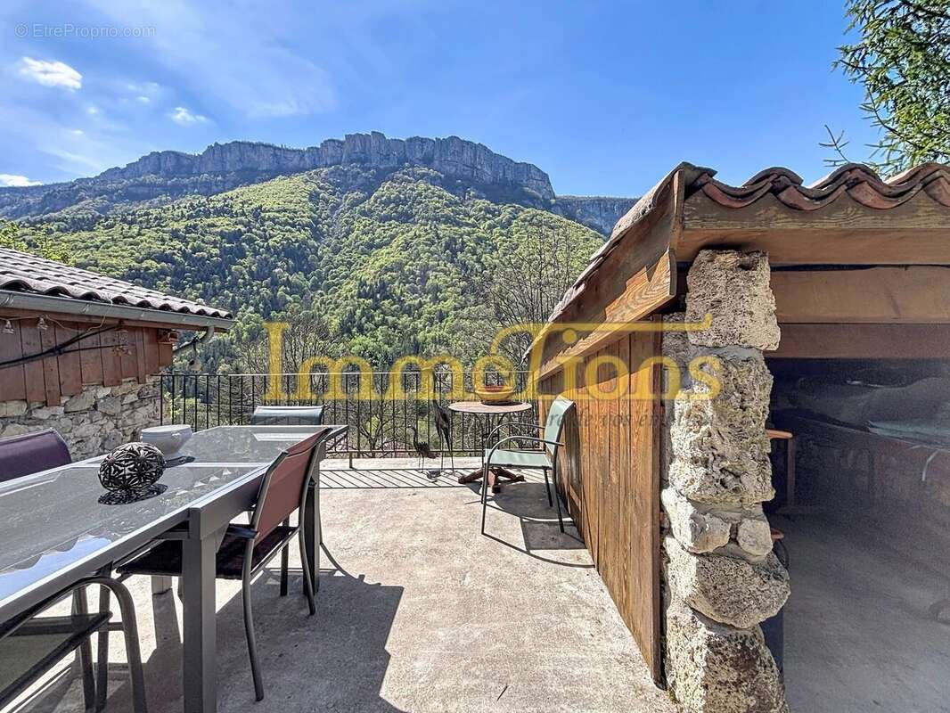 Maison à SAINT-LAURENT-EN-ROYANS