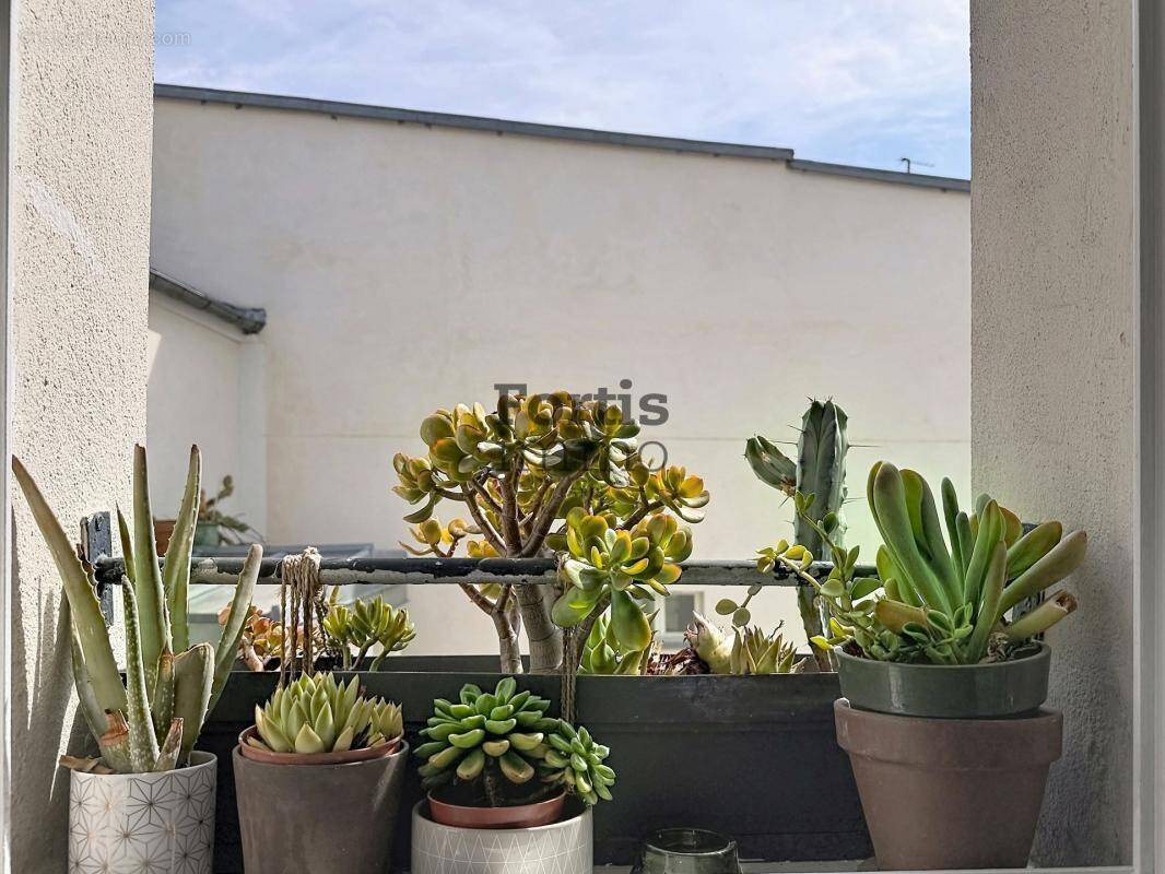 Appartement à PARIS-2E