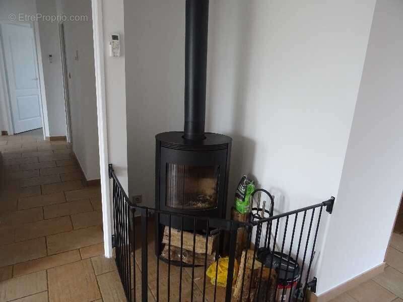 Maison à SAINT-JUNIEN