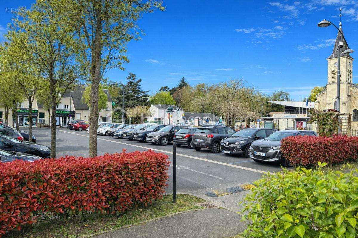 Appartement à EMERAINVILLE