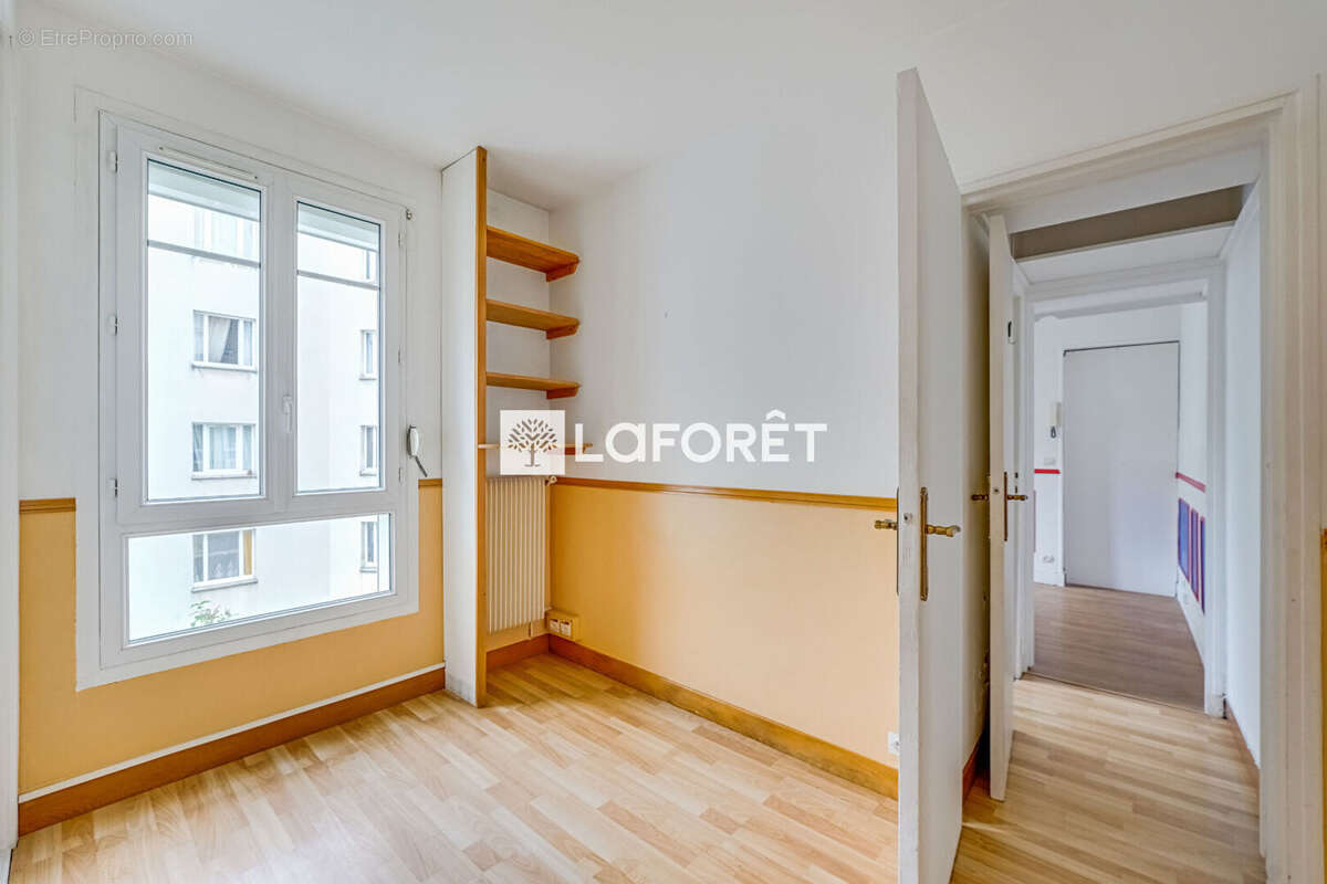Paris 14? ? Pernety  Appartement familial en duplex de 4 pièces avec fort potentiel - photo 8
