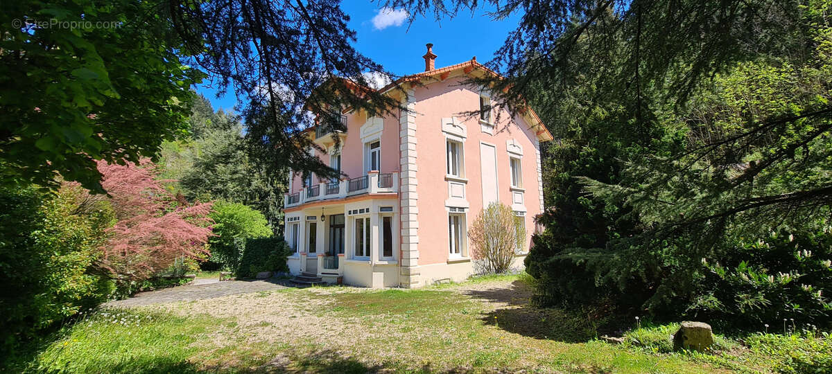 Maison à MARIAC