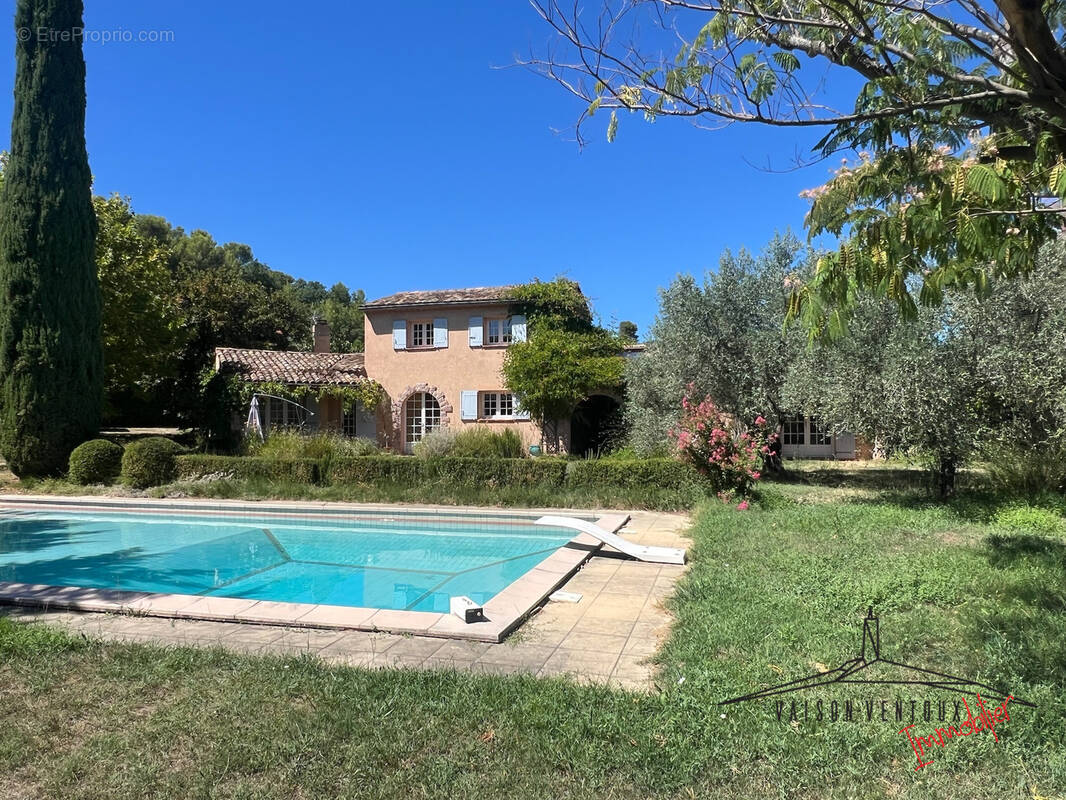 Maison à VAISON-LA-ROMAINE