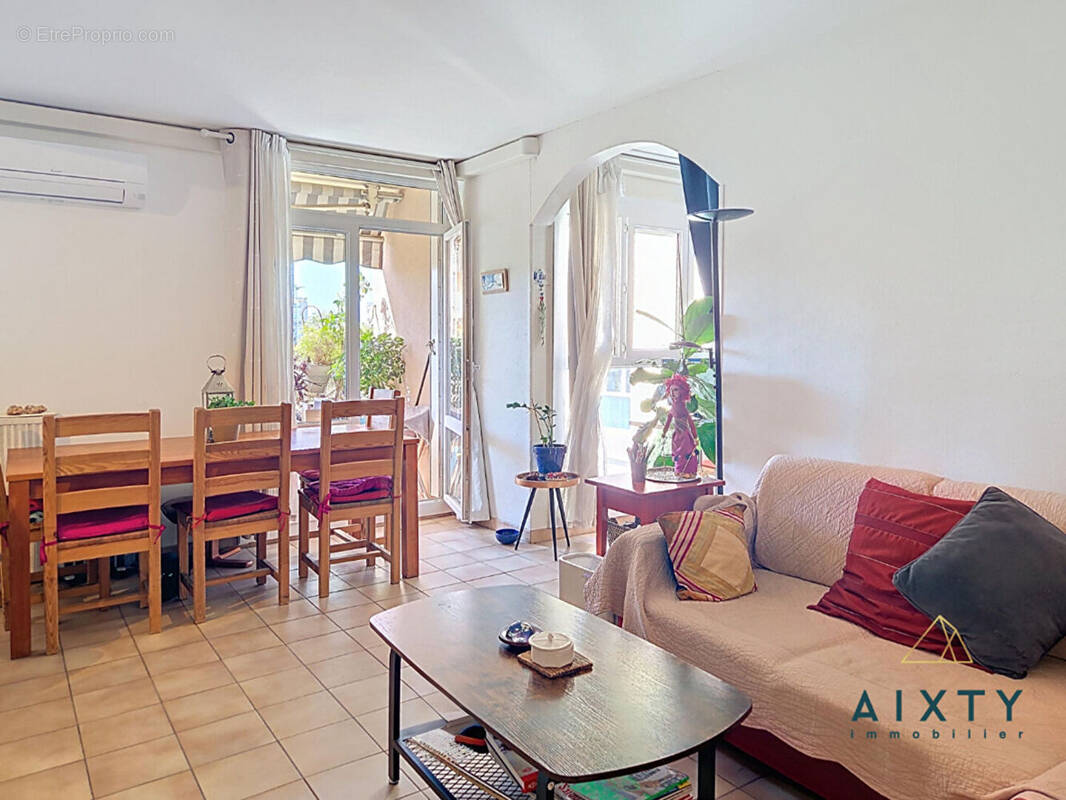 Appartement à MARSEILLE-12E