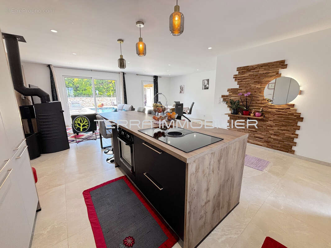 Villa contemporaine renovee 145m2  t4+ t2 mezzavia - photo 2