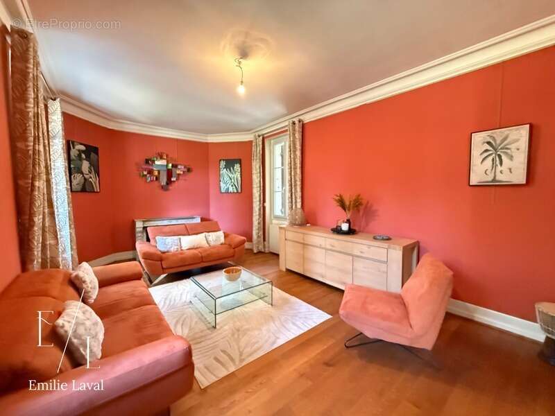Maison atypique de 9 chambres et 6 salles de bain à Pineuilh 33 - photo 18