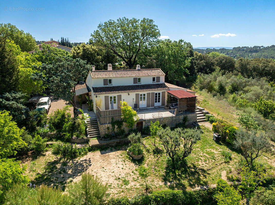 Maison à LORGUES