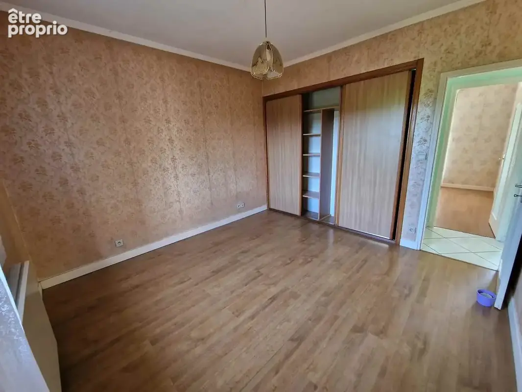 Maison de plain-pied au calme sur la commune de Cars - photo 10