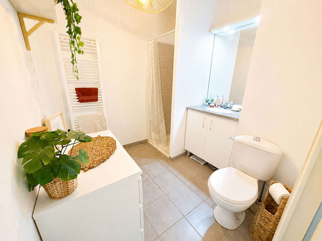 Appartement à LENTILLY