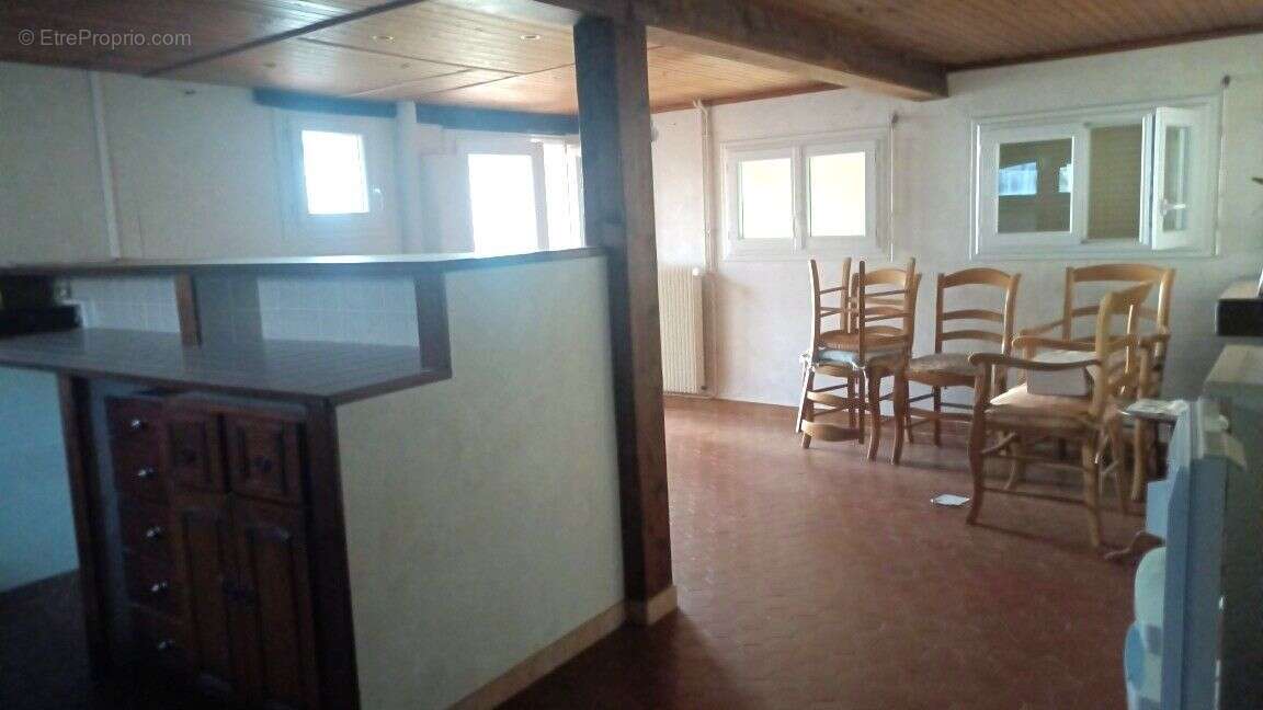 Maison à SAINT-PIERRE-SUR-DIVES