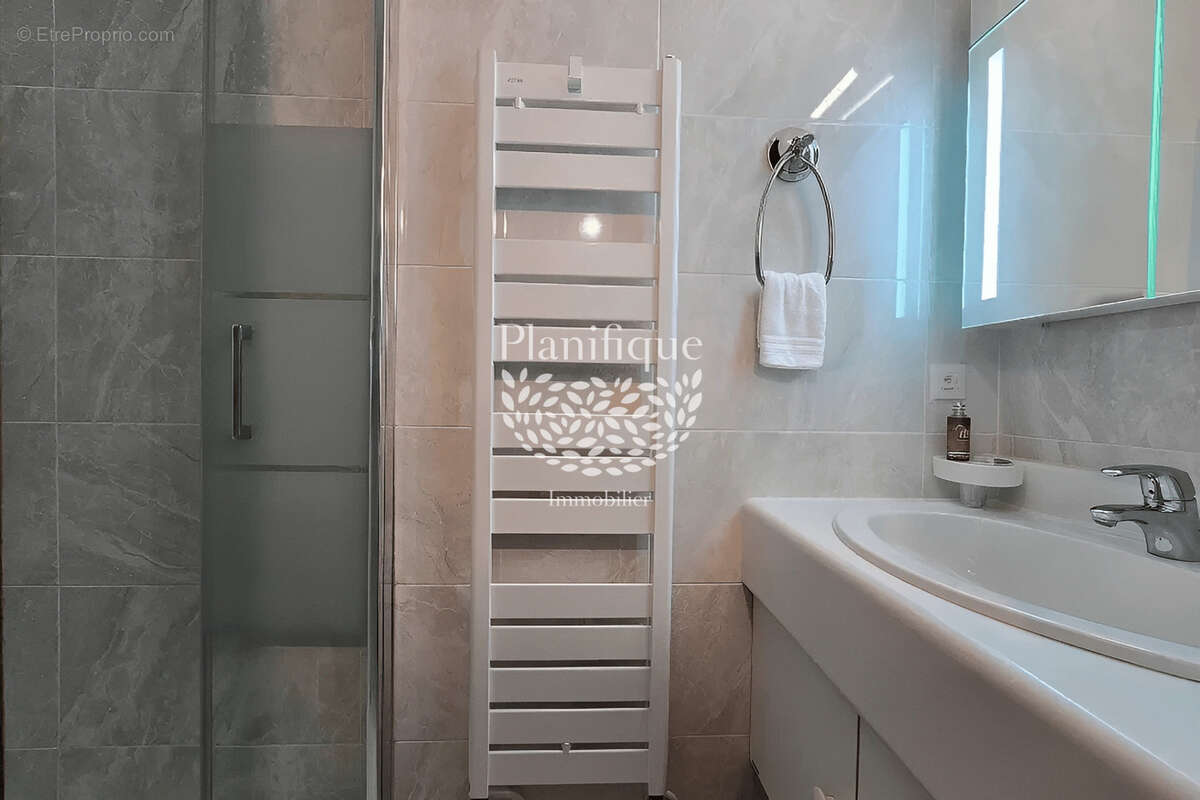 Appartement à ARACHES-LA-FRASSE