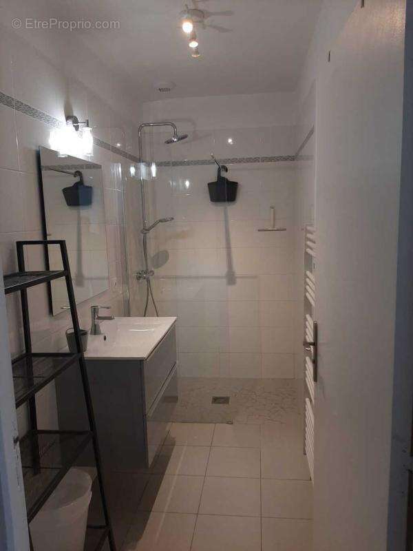 Commerce à SAINT-ANDRE-DE-CUBZAC