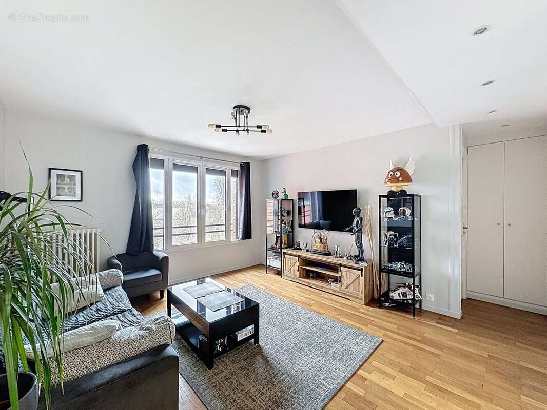 Appartement à MAISONS-ALFORT