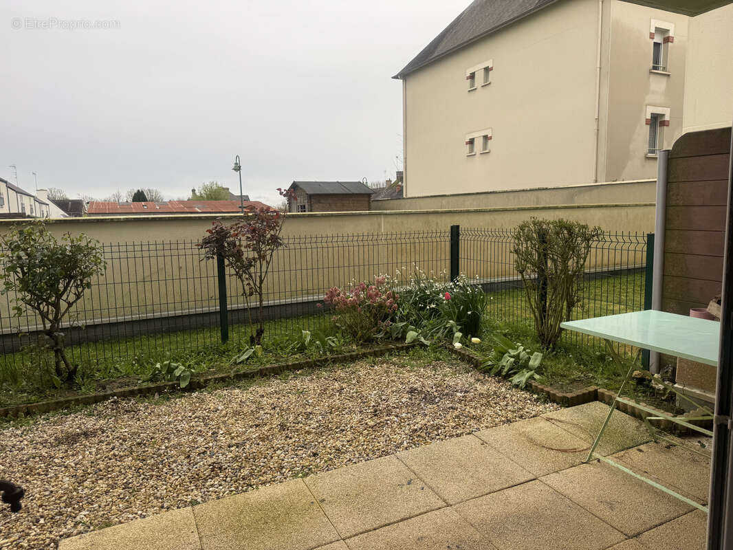 Appartement à JANZE