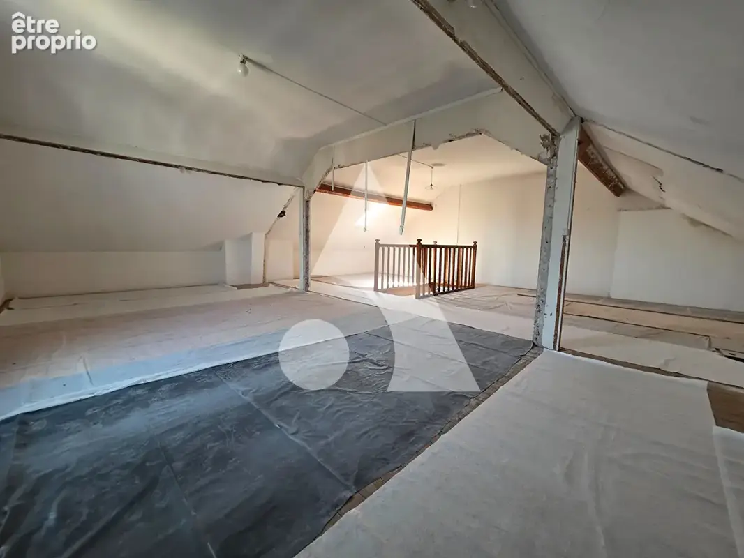 Maison d'habitation avec bâtiment - photo 14