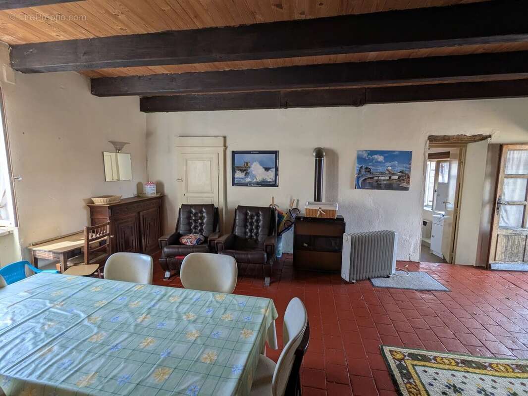 Maison à BERZE-LA-VILLE