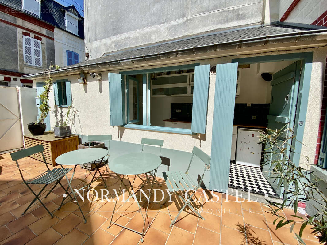 Maison à TROUVILLE-SUR-MER