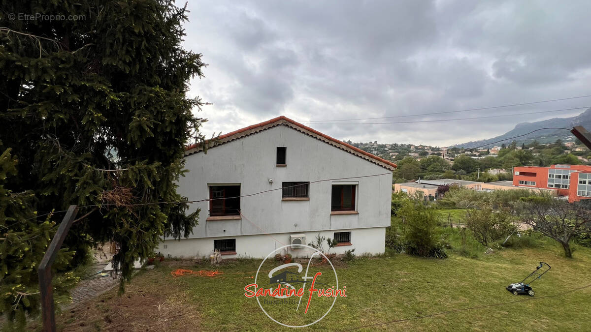 Maison à SAINT-JEANNET
