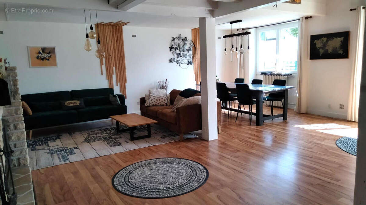 OPEN PLAN - Maison à PRESSAC