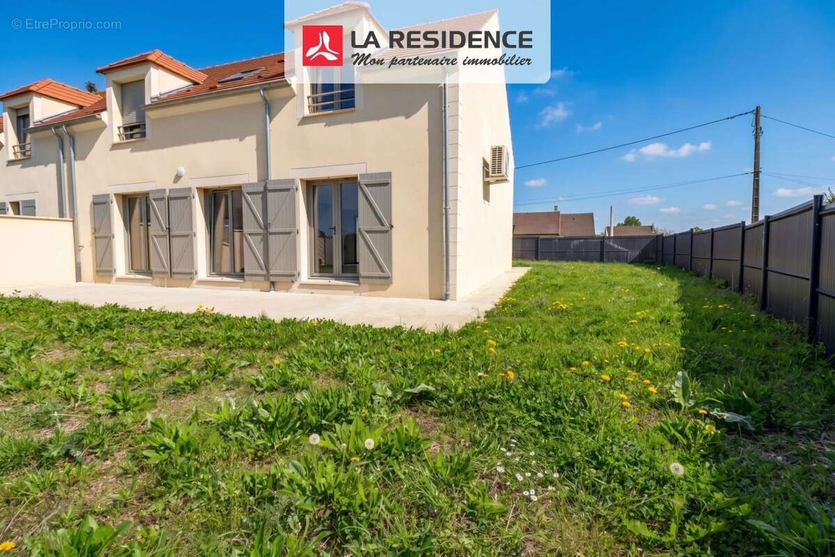 Maison 158 m² à Longnes  - photo 6