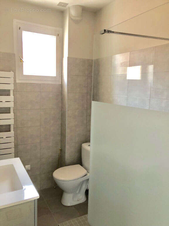 Appartement à AUBERVILLIERS