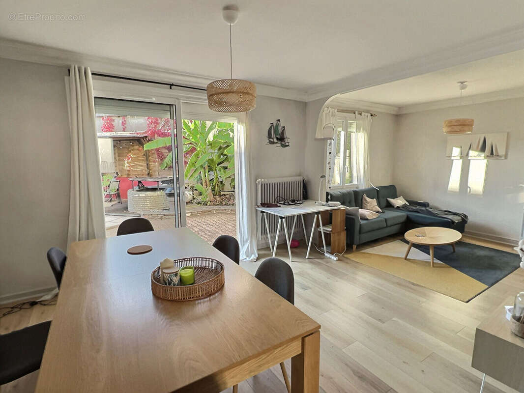 Maison à VILLENEUVE-SUR-LOT