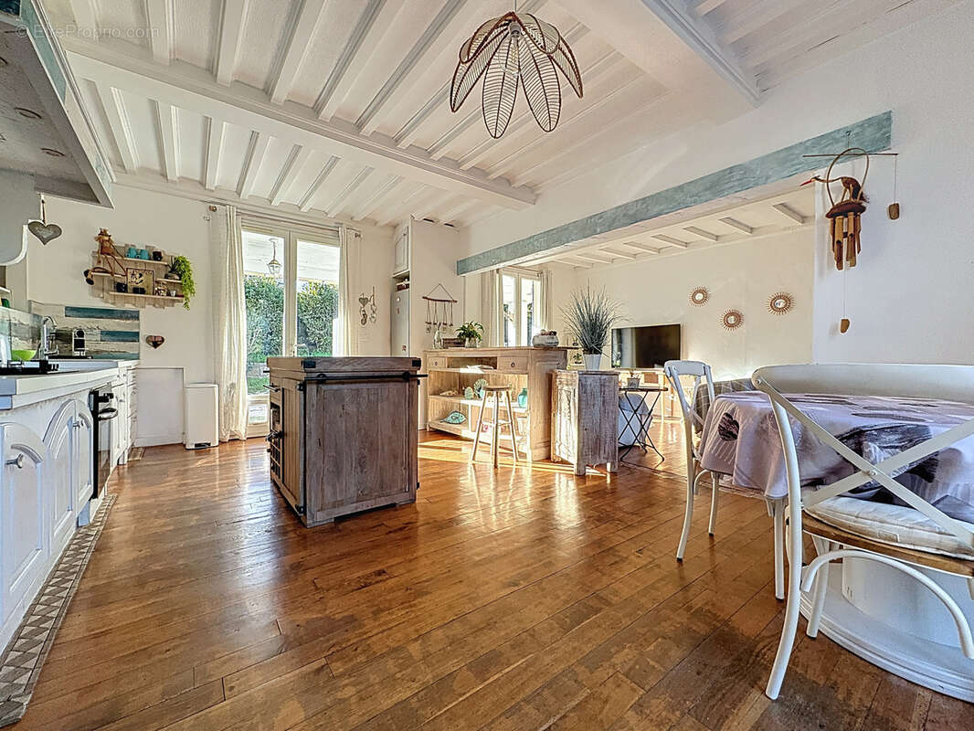 Maison à SAINT-RAPHAEL