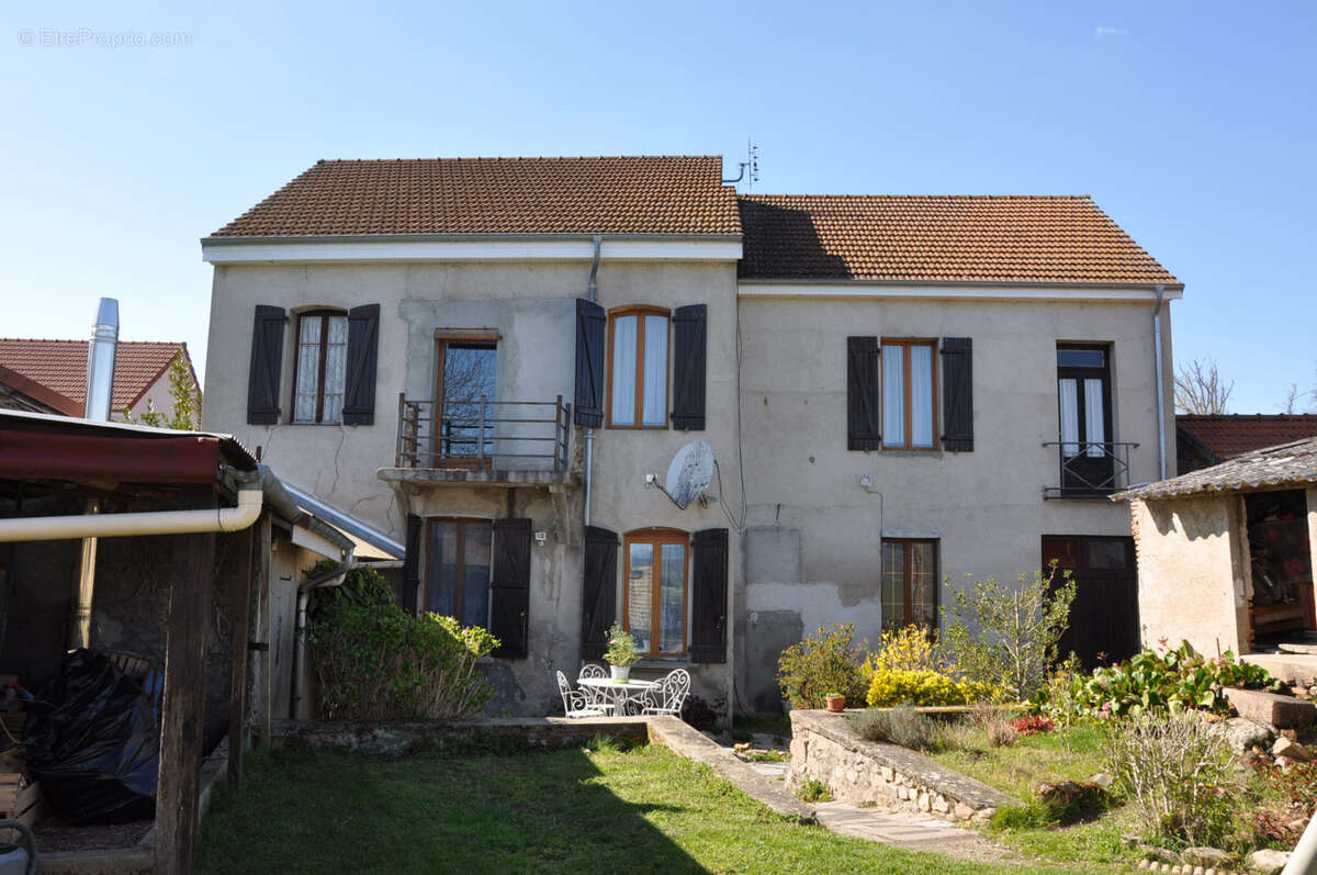 Maison à LE BREUIL