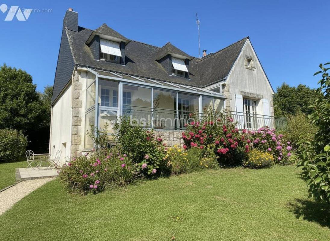 Maison à JOSSELIN