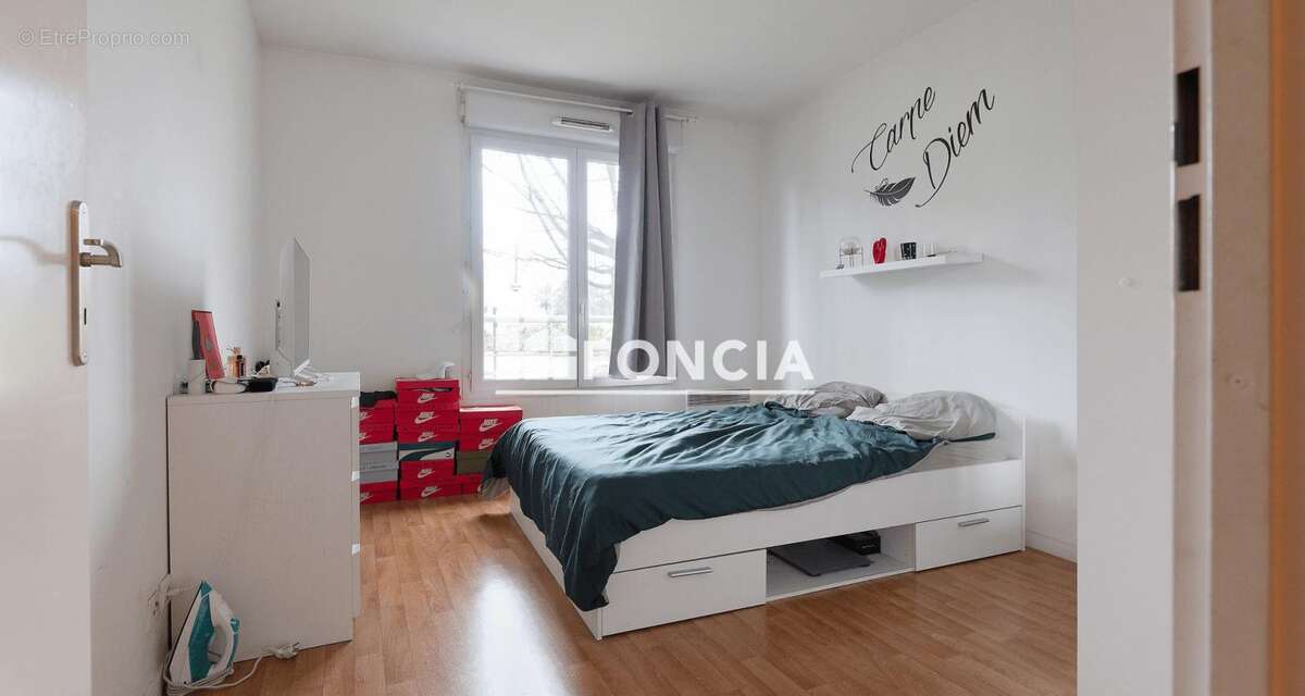 Appartement à CORBEIL-ESSONNES