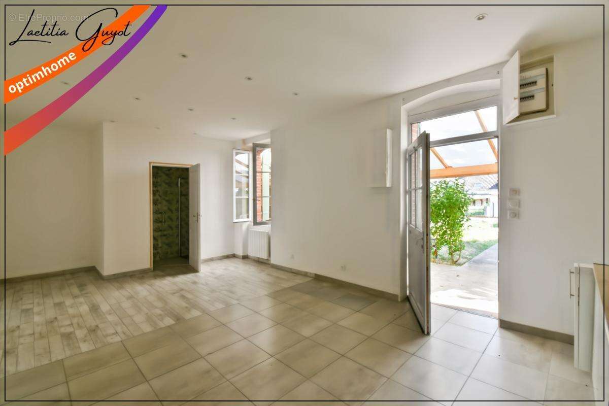 Maison rénovée 2 chambres avec jardin – Noyant-d’Allier - photo 8