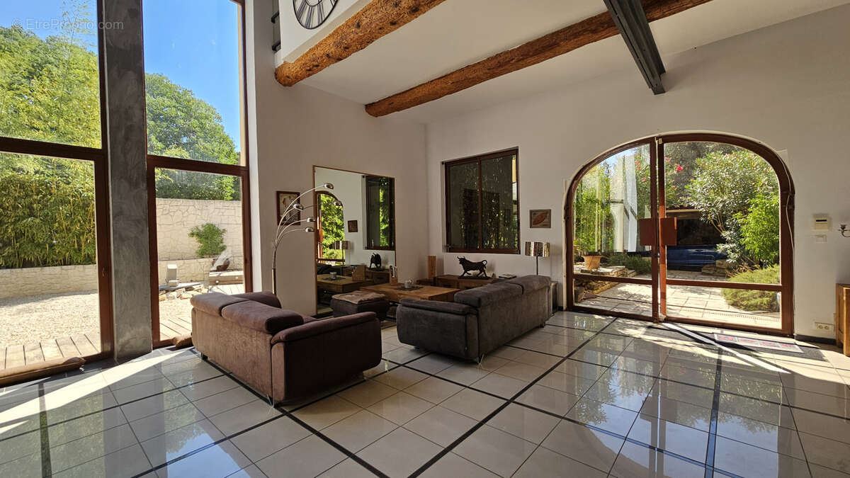 Maison à PAULHAN