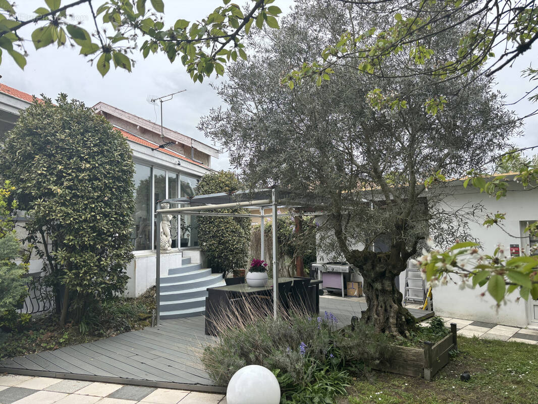 Maison à MERIGNAC