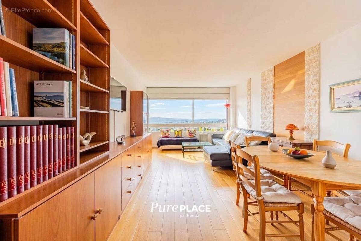 Appartement à PUTEAUX