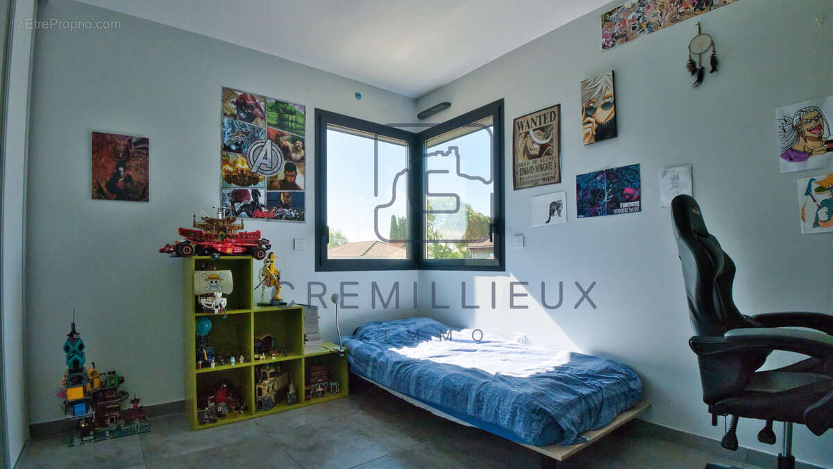 Appartement à GUILHERAND-GRANGES