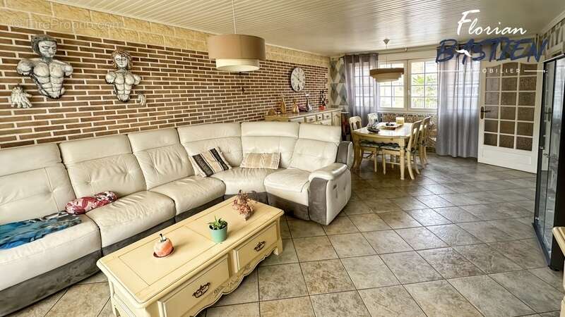 Maison à DOUCHY-LES-MINES