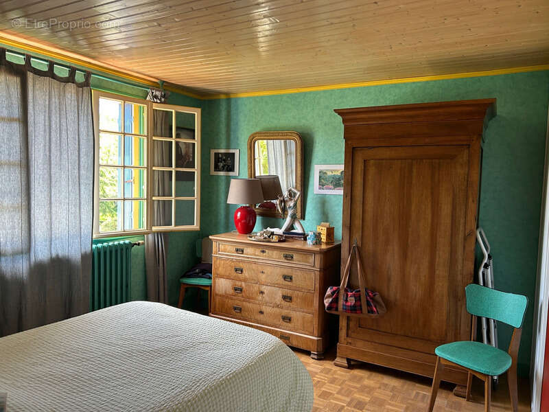 Maison à CHANTECORPS