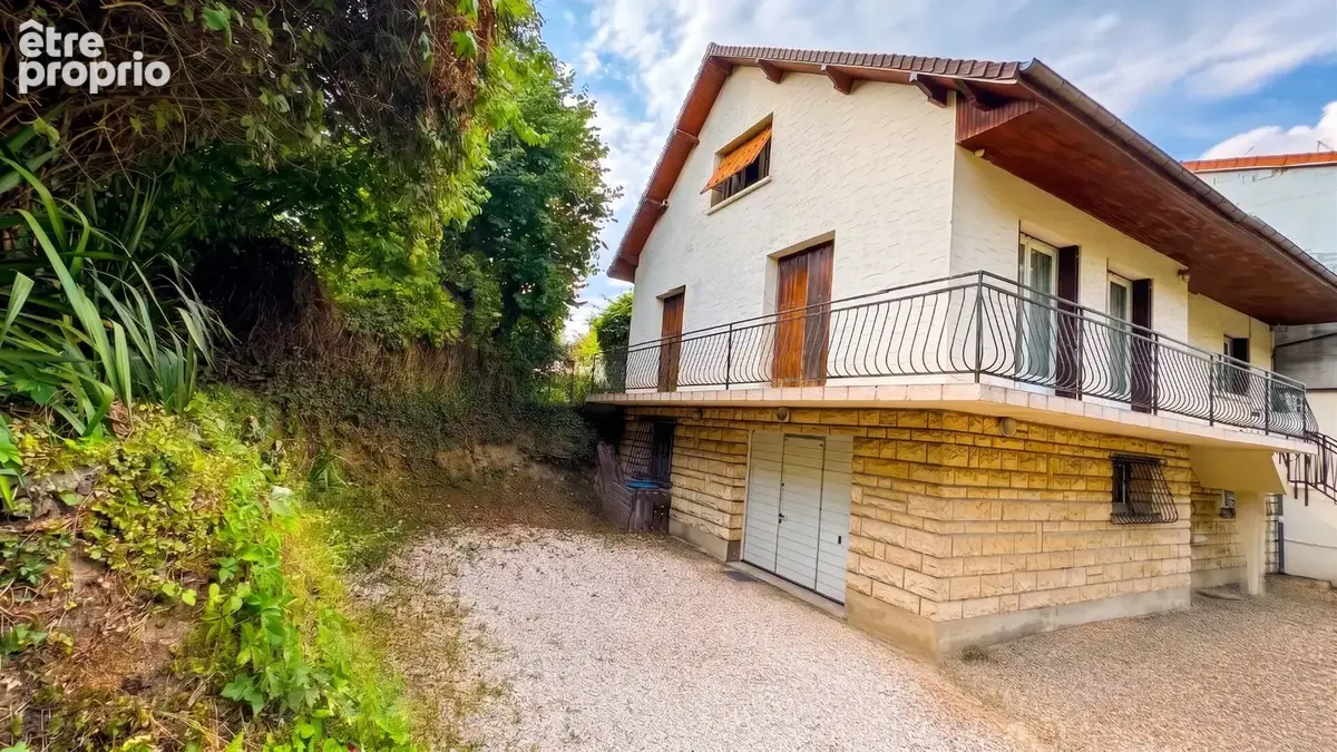 Maison à MONTSOULT